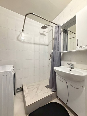 Продам трехкомнатную (3-комн.) квартиру, Самотечная ул, 26, Нальчик г