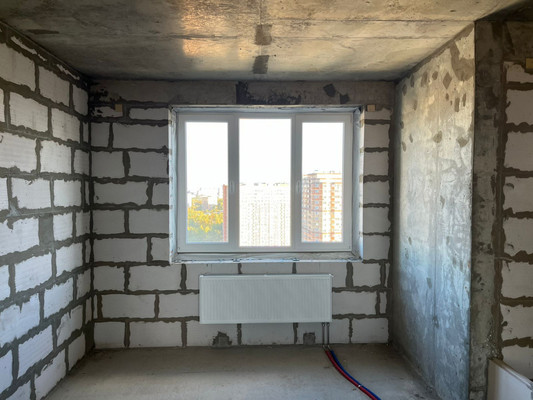 Продам трехкомнатную (3-комн.) квартиру, Северная ул, 5к2, Дубки с