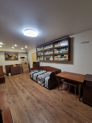 Продам двухкомнатную (2-комн.) квартиру, Инессы Арманд ул, 4к1, Москва г