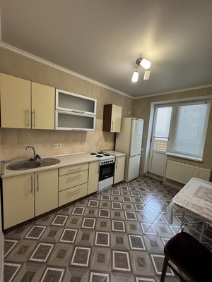 Продам однокомнатную (1-комн.) квартиру, им. Сергея Есенина ул, 110к2, Краснодар г