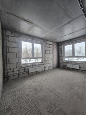 Продам трехкомнатную (3-комн.) квартиру, Новомосковская ул, 1к1, Москва г