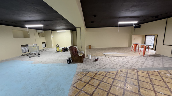 Продам коммерческое помещение 1 100 м2, 60-летия Октября пр-кт, 23, Москва г