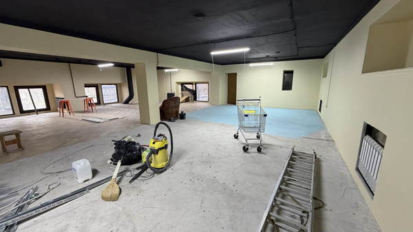 Продам коммерческое помещение 1 100 м2, 60-летия Октября пр-кт, 23, Москва г