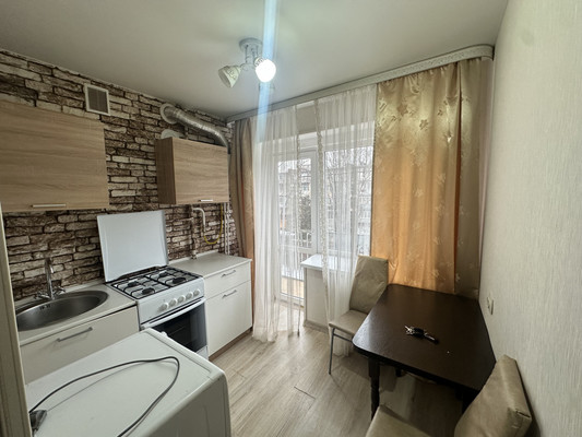 Сдам однокомнатную (1-комн.) квартиру, Ватутина ул, 24, Нальчик г