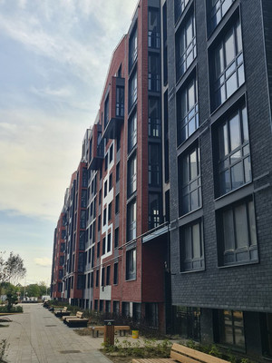 Продам трехкомнатную (3-комн.) , 2-й Портовый пер, 4, Малое Исаково п