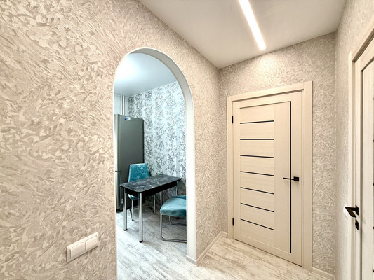 Продам однокомнатную (1-комн.) квартиру, Шполянской ул, 12ка, Симферополь г