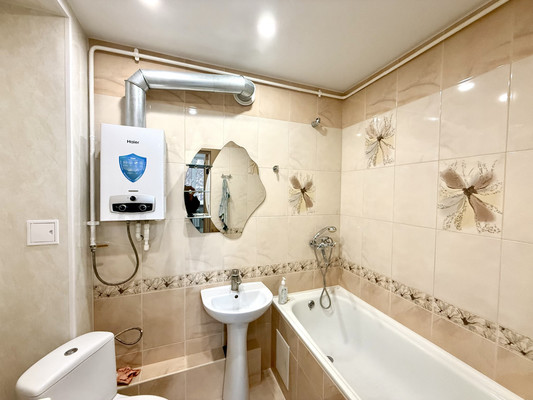 Продам однокомнатную (1-комн.) квартиру, Шполянской ул, 12ка, Симферополь г