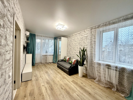 Продам однокомнатную (1-комн.) квартиру, Шполянской ул, 12ка, Симферополь г