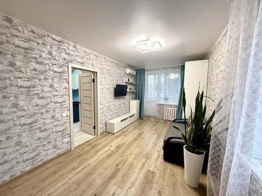 Продам однокомнатную (1-комн.) квартиру, Шполянской ул, 12ка, Симферополь г