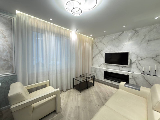 Продам двухкомнатную (2-комн.) квартиру, Архитектора Гайнутдинова ул, 26к2, Казань г