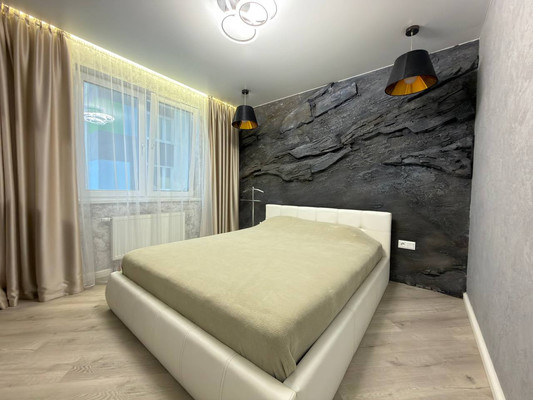 Продам двухкомнатную (2-комн.) квартиру, Архитектора Гайнутдинова ул, 26к2, Казань г