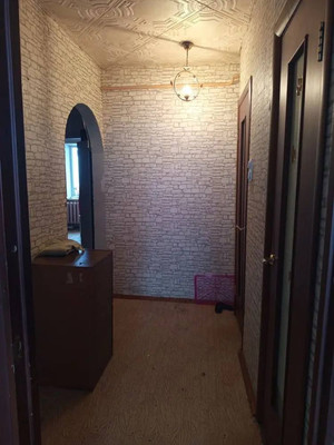 Продам трехкомнатную (3-комн.) квартиру, Урицкого ул, 65, Белоомут рп