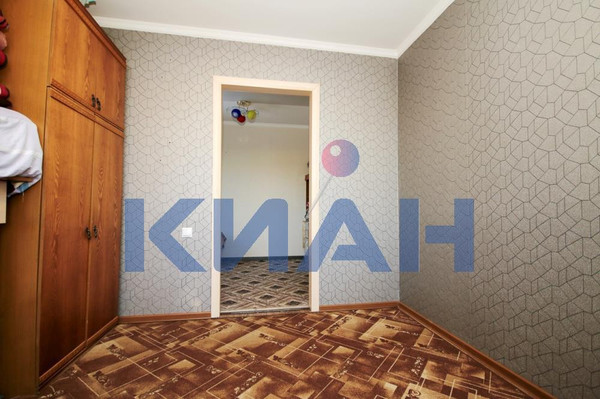 Продам многокомнатную квартиру, Тотмина ул, 25, Красноярск г