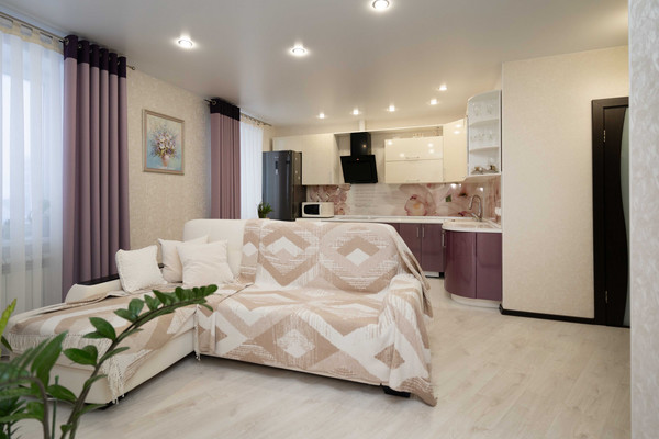 Продам двухкомнатную (2-комн.) квартиру, Ленина ул, 117, Ханты-Мансийск г