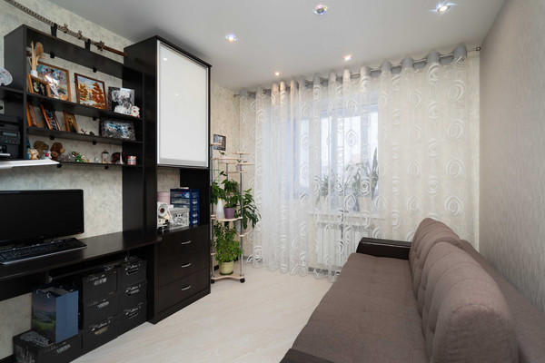 Продам двухкомнатную (2-комн.) квартиру, Ленина ул, 117, Ханты-Мансийск г