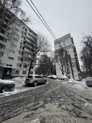 Продам трехкомнатную (3-комн.) квартиру, Бехтерева ул, 41к3, Москва г