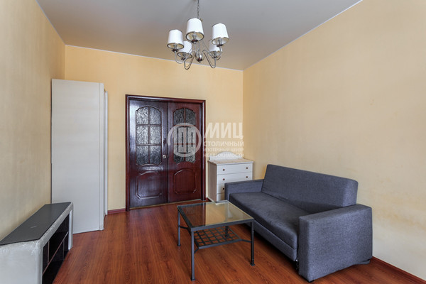 Продам трехкомнатную (3-комн.) квартиру, Сколковское ш, 7, Москва г