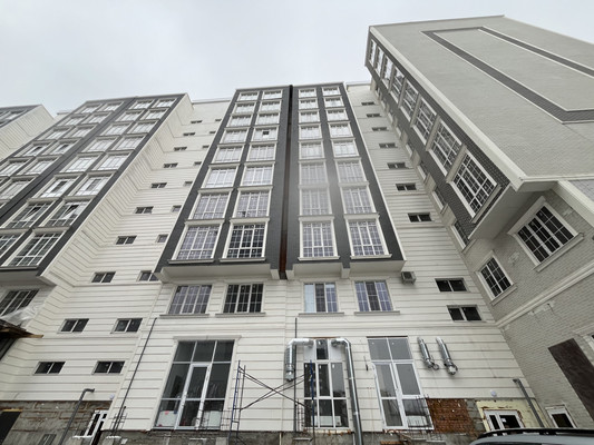 Продам трехкомнатную (3-комн.) квартиру, Шогенова ул, 7, Нальчик г