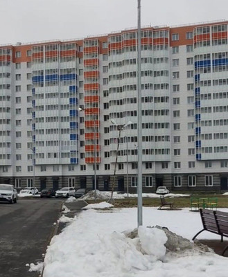 Продам однокомнатную (1-комн.) квартиру, Заводская ул, 18к2, Янино-1 гп