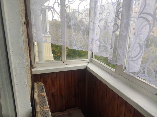 Продам двухкомнатную (2-комн.) квартиру, Космонавтов ул, 8, Казань г