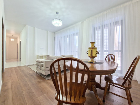 Сдам трехкомнатную (3-комн.) квартиру, Новоалексеевская ул, 22к2, Москва г