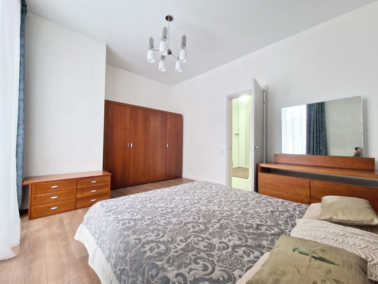 Сдам трехкомнатную (3-комн.) квартиру, Новоалексеевская ул, 22к2, Москва г