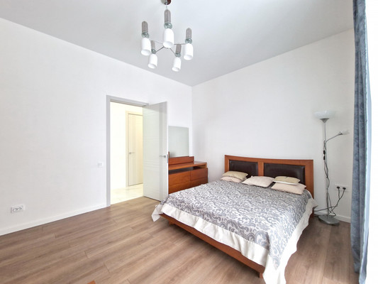 Сдам трехкомнатную (3-комн.) квартиру, Новоалексеевская ул, 22к2, Москва г