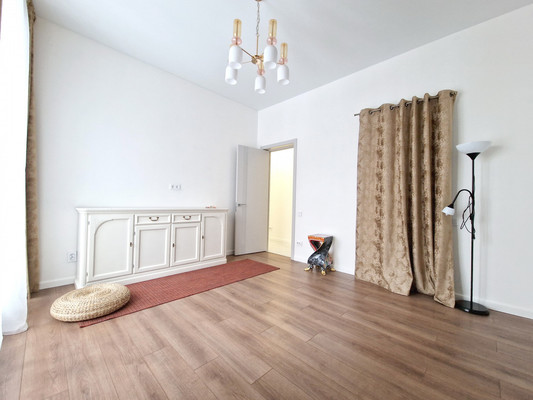 Сдам трехкомнатную (3-комн.) квартиру, Новоалексеевская ул, 22к2, Москва г