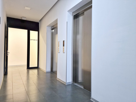 Сдам трехкомнатную (3-комн.) квартиру, Новоалексеевская ул, 22к2, Москва г