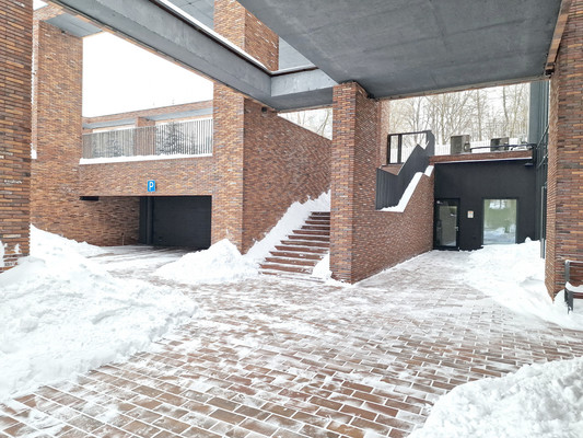 Сдам трехкомнатную (3-комн.) квартиру, Новоалексеевская ул, 22к2, Москва г