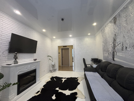 Продам трехкомнатную (3-комн.) квартиру, Профессора Камая ул, 12, Казань г