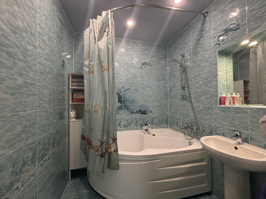 Продам трехкомнатную (3-комн.) квартиру, Профессора Камая ул, 12, Казань г