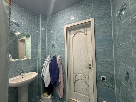 Продам трехкомнатную (3-комн.) квартиру, Профессора Камая ул, 12, Казань г