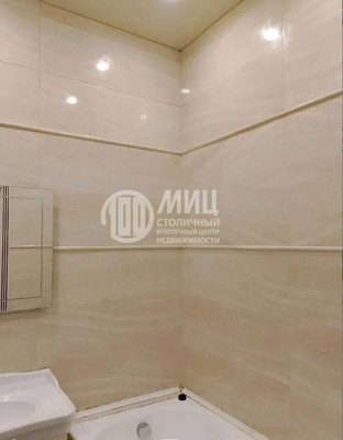 Продам трехкомнатную (3-комн.) квартиру, Кронштадтский б-р, 6к4, Москва г