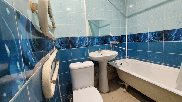 Продам двухкомнатную (2-комн.) квартиру, Мазита Гафури ул, 3, Казань г