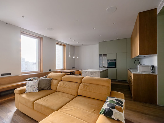 Продам трехкомнатную (3-комн.) квартиру, Маломосковская ул, 14, Москва г