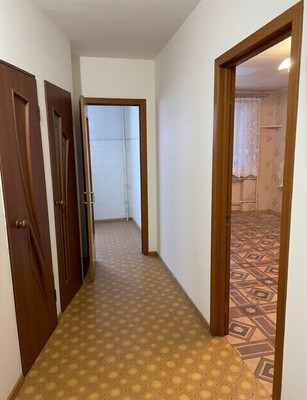 Продам трехкомнатную (3-комн.) квартиру, Ларина ул, 9/1, Ростов-на-Дону г