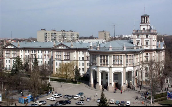 Продам трехкомнатную (3-комн.) квартиру, Ларина ул, 9/1, Ростов-на-Дону г