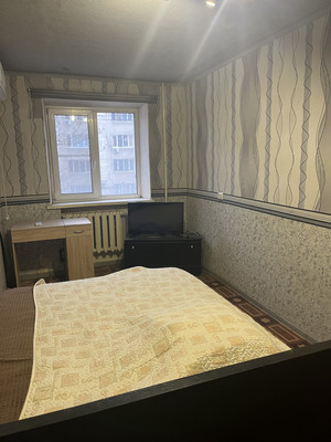 Продам трехкомнатную (3-комн.) квартиру, Ларина ул, 9/1, Ростов-на-Дону г