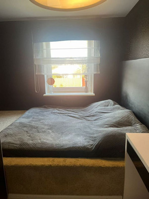 Продам трехкомнатную (3-комн.) квартиру, Толбухина ул, 4, Калининград г