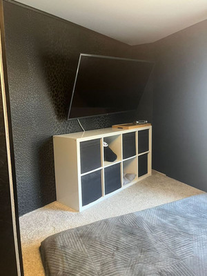 Продам трехкомнатную (3-комн.) квартиру, Толбухина ул, 4, Калининград г