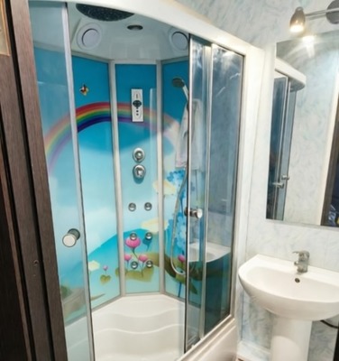 Продам трехкомнатную (3-комн.) квартиру, Луганская ул, 11, Калининград г