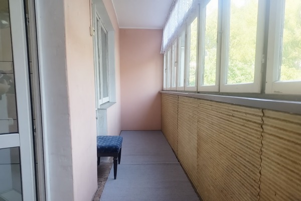 Продам трехкомнатную (3-комн.) квартиру, Батальная ул, 71, Калининград г