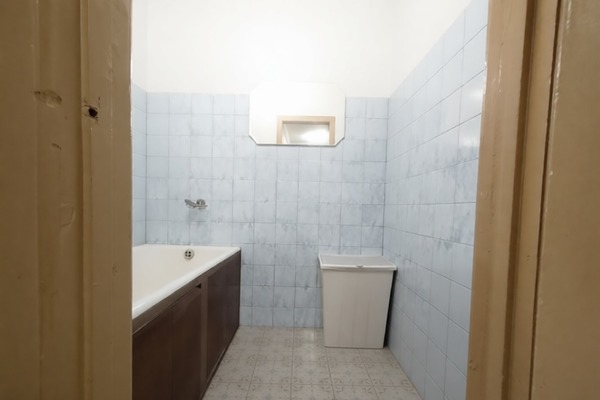 Продам трехкомнатную (3-комн.) квартиру, Батальная ул, 71, Калининград г