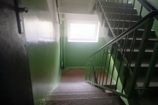 Продам трехкомнатную (3-комн.) квартиру, Батальная ул, 71, Калининград г