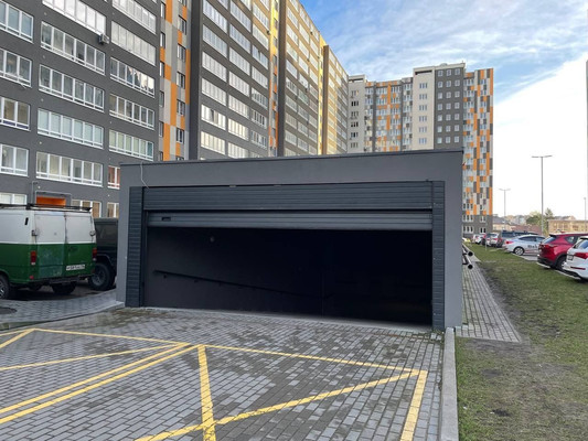 Продам трехкомнатную (3-комн.) квартиру, Старшины Дадаева ул, 71, Калининград г