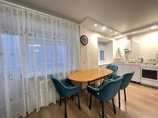 Продам двухкомнатную (2-комн.) квартиру, Косякова ул, 13, Пермь г