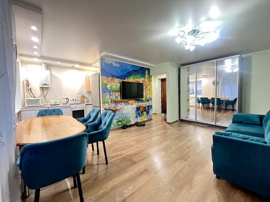 Продам двухкомнатную (2-комн.) квартиру, Косякова ул, 13, Пермь г