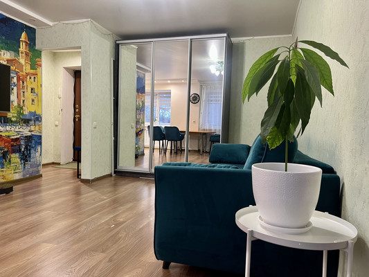 Продам двухкомнатную (2-комн.) квартиру, Косякова ул, 13, Пермь г