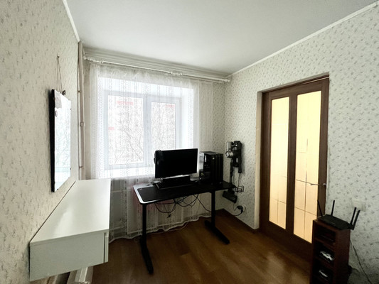 Продам двухкомнатную (2-комн.) квартиру, Косякова ул, 13, Пермь г